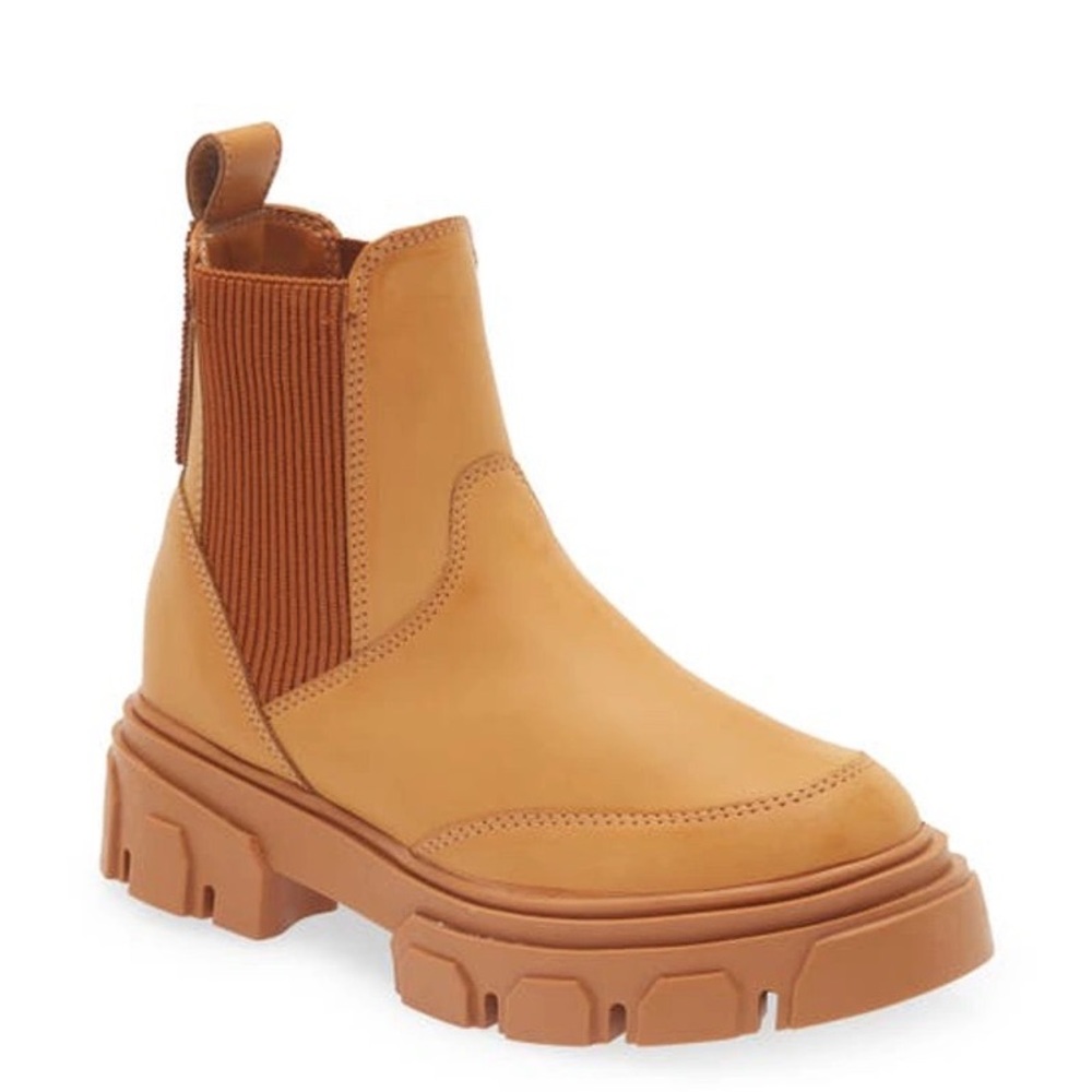 Farm Rio Lug Sole Chelsea Boot - Picture 5 of 11